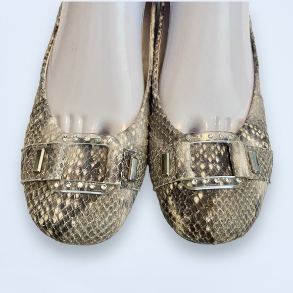 Stuart Weitzman Lucid Snakeskin Ballet Flats Pewter Gilt Python SZ 8.5 $315 - Picture 6 of 12
